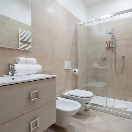 The Arsenal Large Apartman Velence