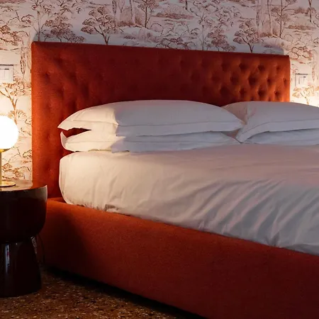 The Arsenal Large דירה *