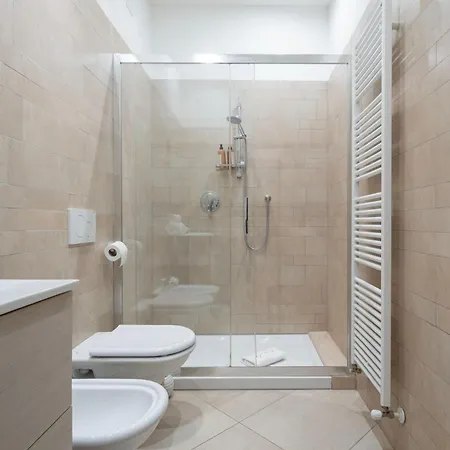 The Arsenal Large דירה *