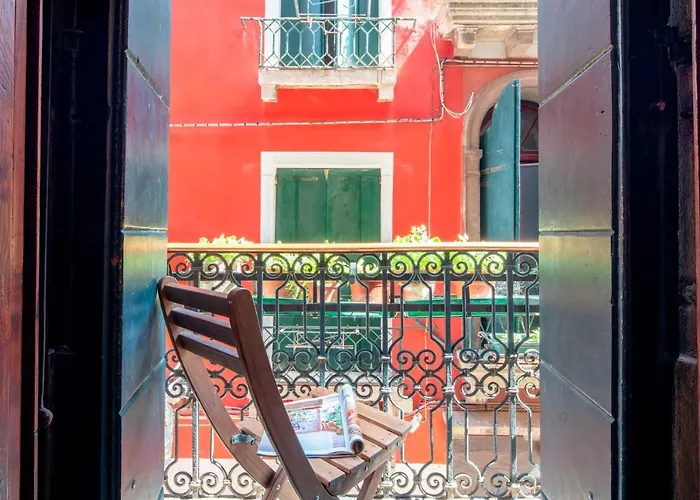 The Arsenal Large Apartamento Venecia