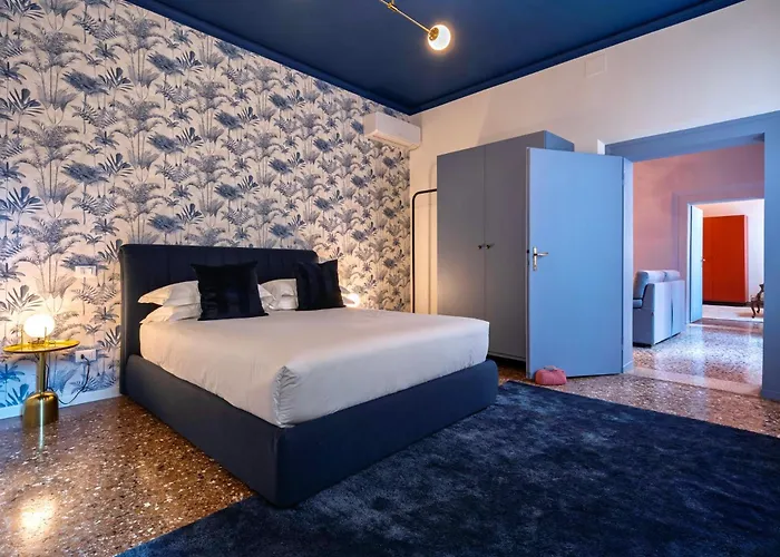 The Arsenal Large * Venecia